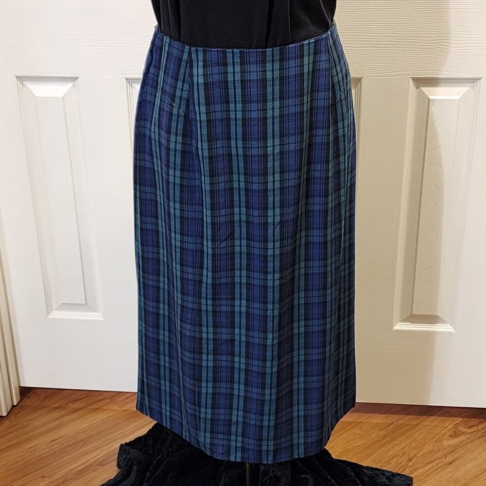 Green-Blue plaid skirt with kick-pleat button details on the back hem